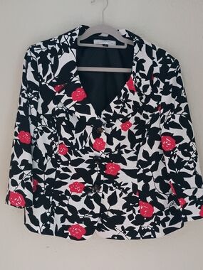 Tahari Black & White Floral Blazer with Red Accents